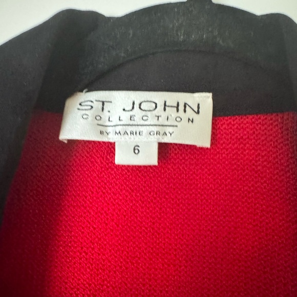 St. John Vintage Red Knit Blazer - Picture 4 of 7